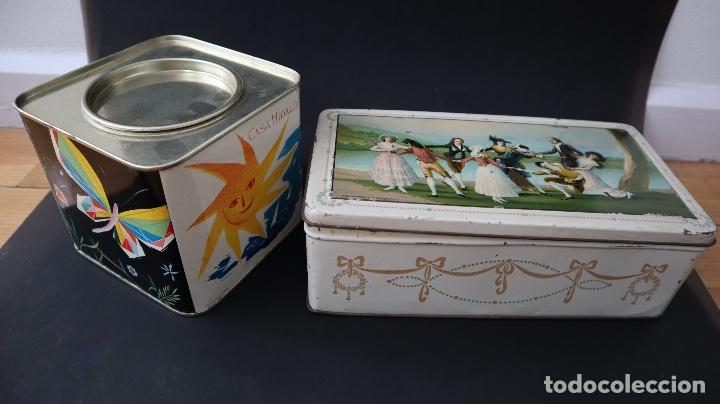 Cajas y cajitas met&aacute;licas: Dos cajas de metal s. XIX