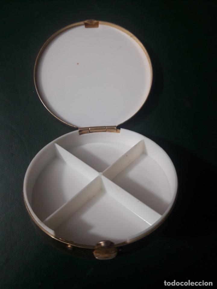 Cajas y cajitas met&aacute;licas: Pastillero - Foto 3
