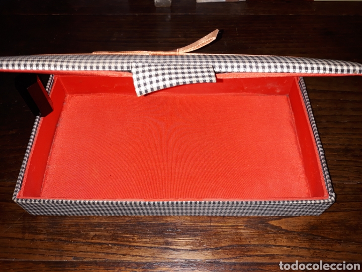 Cajas y cajitas met&aacute;licas: Caja de bombones - Foto 3
