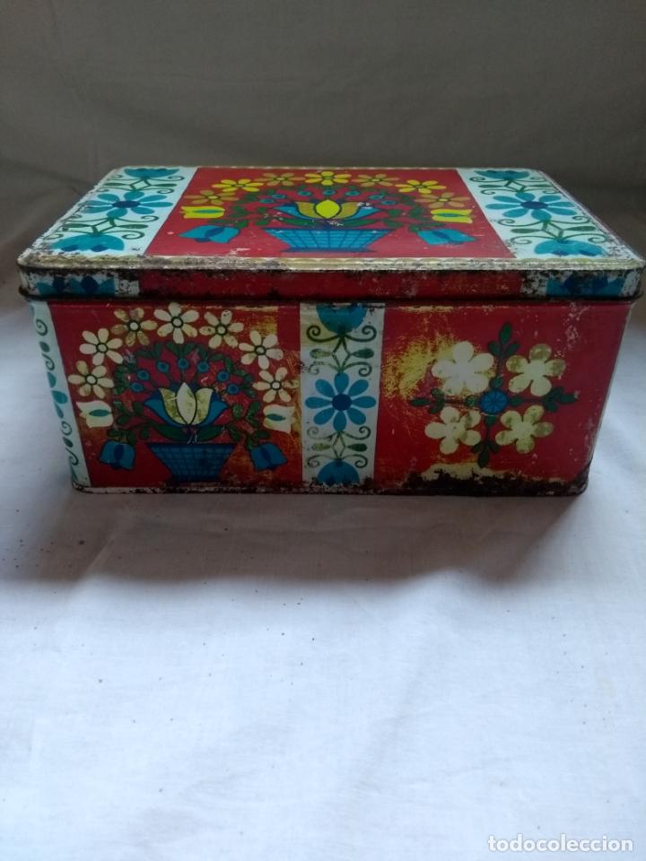 Blechdosen und Kisten: Caja met&aacute;lica Colacao.