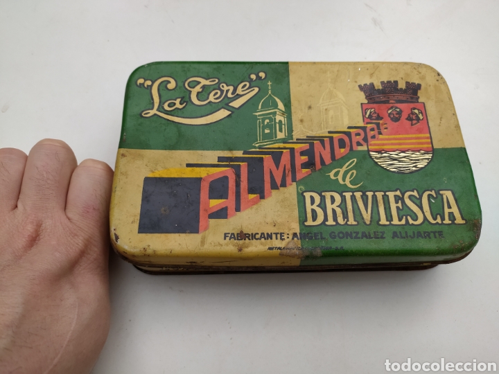 Bo&icirc;tes et petites bo&icirc;tes m&eacute;talliques: Caja met&aacute;lica Almendras de Briviesca La Tere