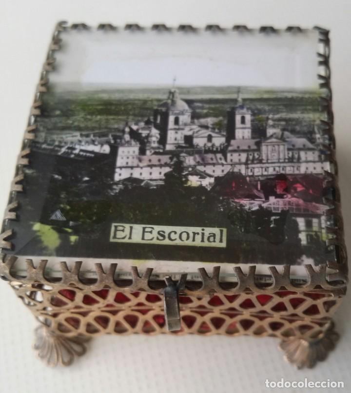 Cajas y cajitas met&aacute;licas: CAJITA JOYERO DE BRONCE EL ESCORIAL