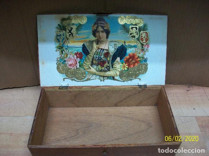 Cajas y cajitas met&aacute;licas: ANTIGUA CAJA DE MADERA - Foto 3