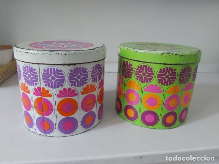 Cajas y cajitas met&aacute;licas: DOS CAJAS METALICAS A&Ntilde;OS 70 DE COCINA.