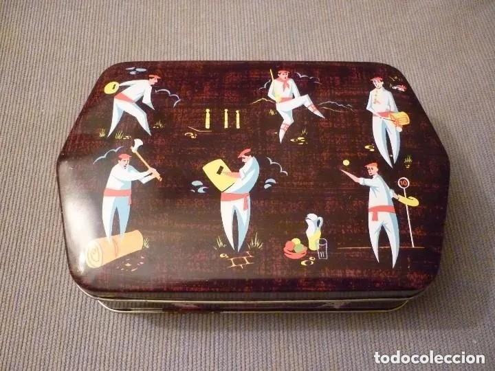 Boxes and metal boxes: Antigua caja de metal de Bombones Goya - Vitoria