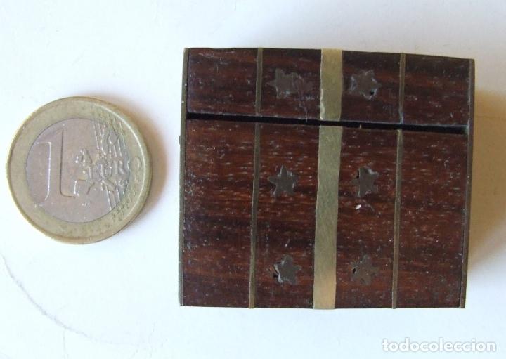 Boxes and metal boxes: CAJITA CUADRADA DE MADERA Y METAL MADE IN INDIA
