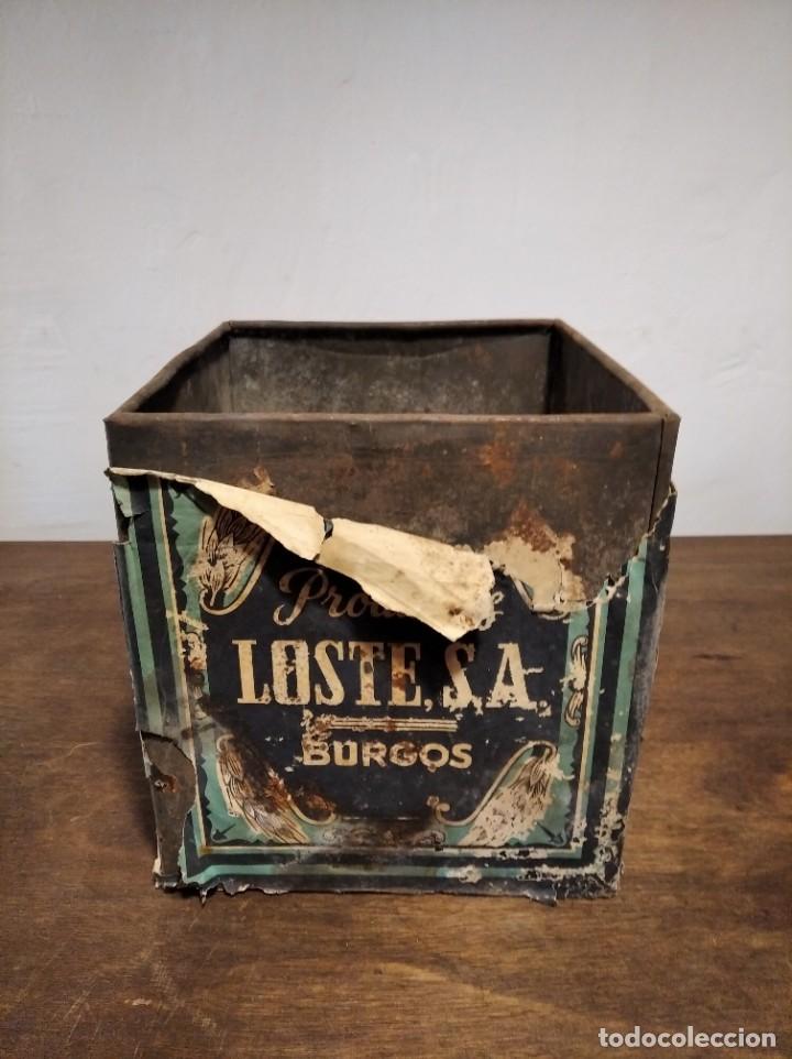 Cajas y cajitas met&aacute;licas: Antigua lata de galletas Loste - Foto 2