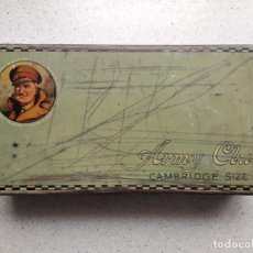 Cajas y cajitas metálicas: 50 ARMY CLUB CAMBRIDGE SIZE LATA DE CIGARRILLOS (VACÍA) C.1920
