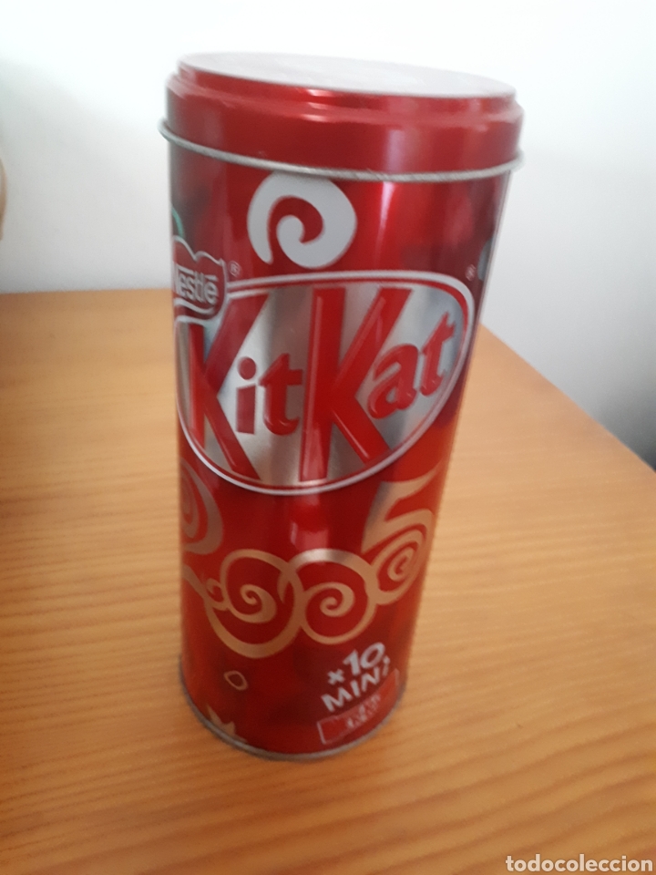 Boxes and metal boxes: caja metalica - kit kat navidad 2005 - nestle