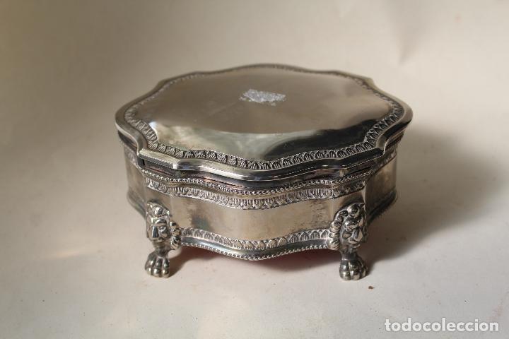 Cajas y cajitas met&aacute;licas: JOYERO CAJA METALICA PLATEADA