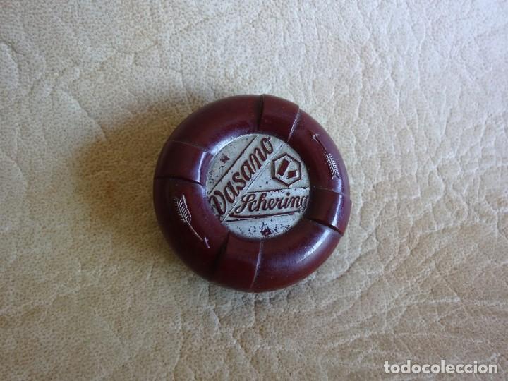 Boxes and metal boxes: antigua peque&ntilde;a cajita de pastillas vasano laboratorios shering caja baquelita
