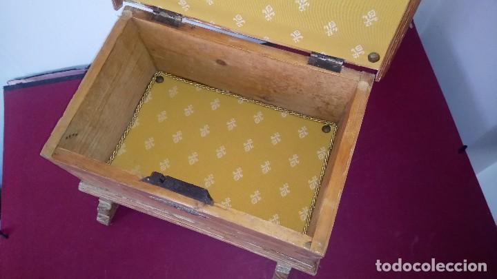 Cajas y cajitas met&aacute;licas: Antigua CAJA de MADERA. - Foto 4