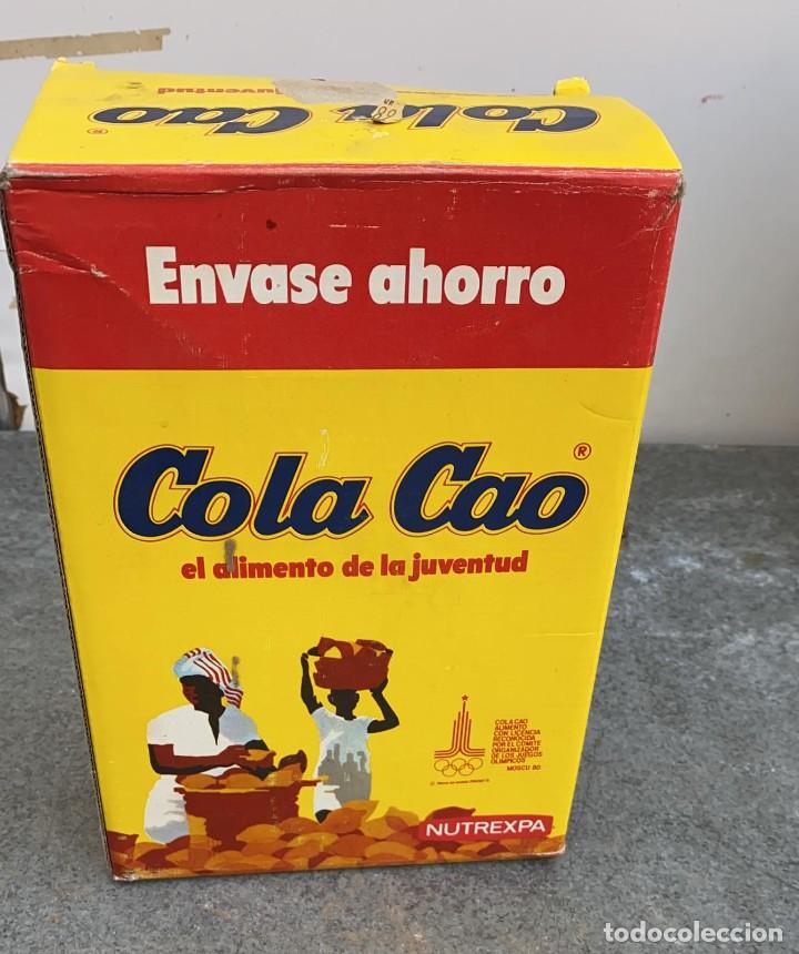 Cajas y cajitas met&aacute;licas: CAJA COLA CAO ANTIGUA DE CARTON DE LOS JUEGOS OLIMPICOS DE MOSCU 1980 NUTREXPA 25 CMS. DE ALTURA