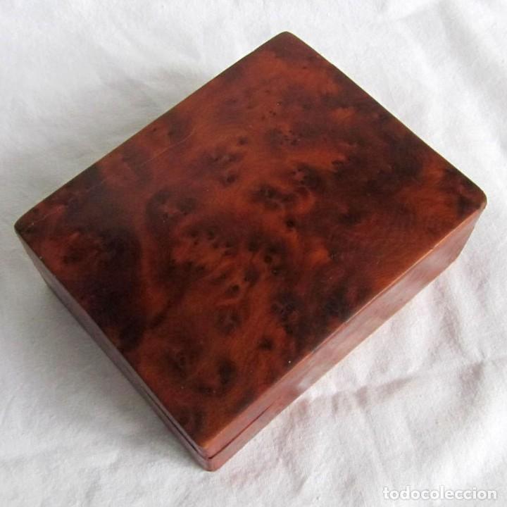 Cajas y cajitas met&aacute;licas: Caja joyero de madera de raiz - Foto 1