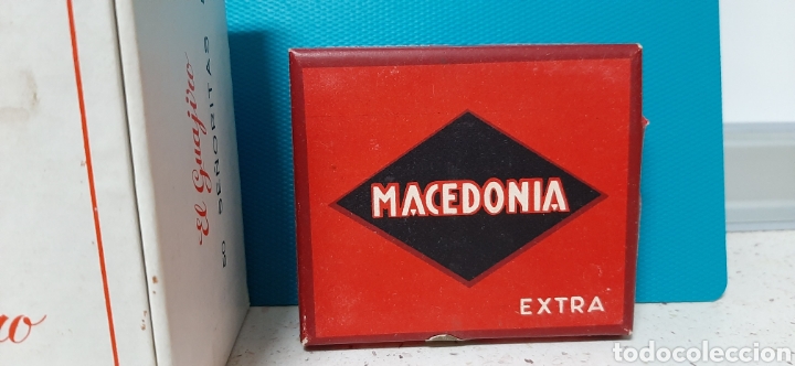 Cajas y cajitas met&aacute;licas: Dos cajas antiguas tabaco. - Foto 2