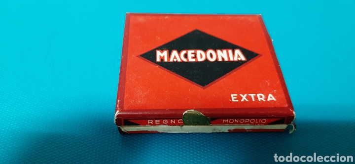 Cajas y cajitas met&aacute;licas: Dos cajas antiguas tabaco. - Foto 4