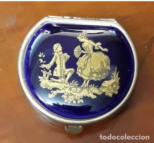 Cajas y cajitas met&aacute;licas: PASTILLERO METAL Y AZUL COBALTO