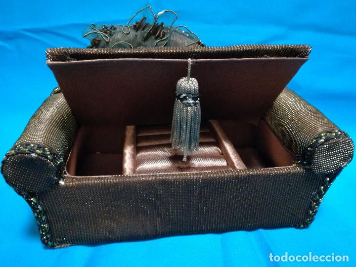 Cajas y cajitas met&aacute;licas: CAJA / COFRE / JOYERO CON FORMA DE SOFA / DIVAN - Foto 5