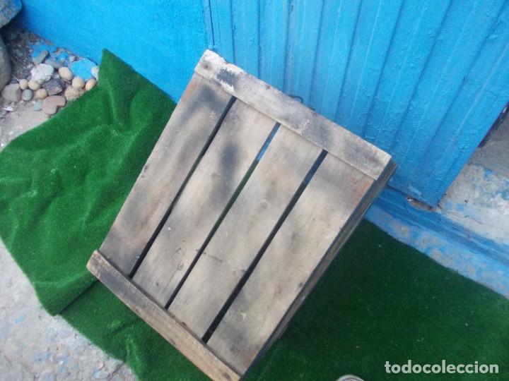 Cajas y cajitas met&aacute;licas: caja de madera antigua - Foto 3