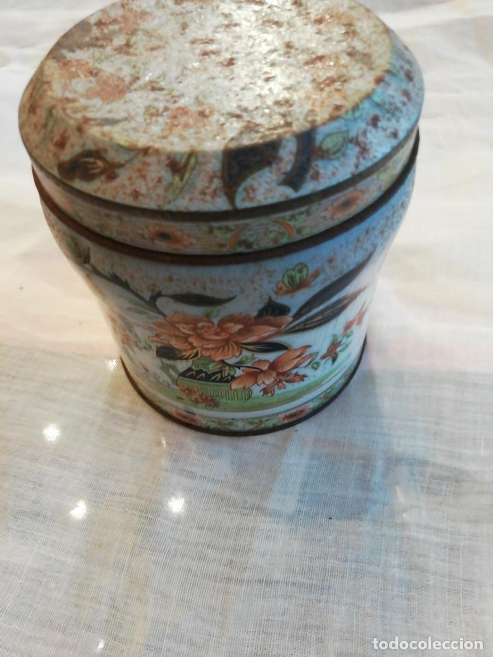 Cajas y cajitas met&aacute;licas: Antigua caja de lata