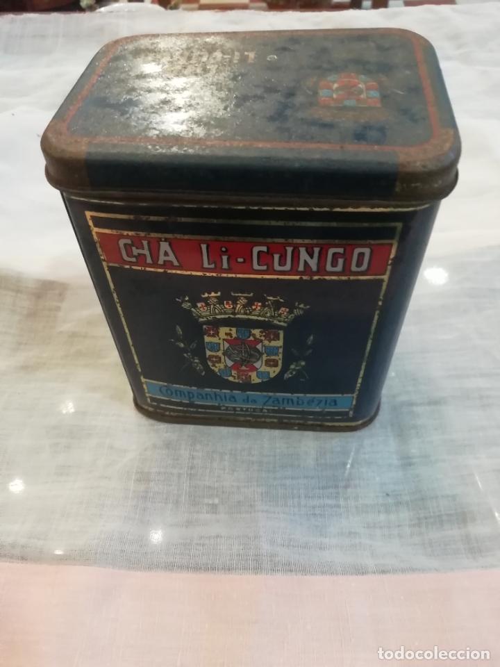 Cajas y cajitas met&aacute;licas: Antigua caja met&aacute;lica