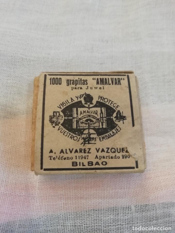 Cajas y cajitas met&aacute;licas: Caja con grapitas Amalbar