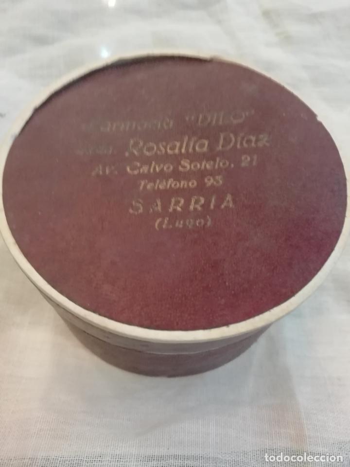 Cajas y cajitas met&aacute;licas: Caja de cart&oacute;n Farmacia Rosal&iacute;a Diaz