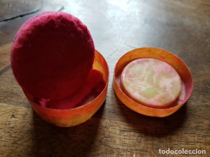 Cajas y cajitas met&aacute;licas: Antigua cajita de celuloide para colorete - Foto 2