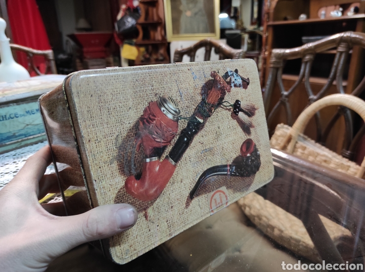Cajas y cajitas met&aacute;licas: Caja de metal de cola cao, litografia coleccionismo pipas de fumar