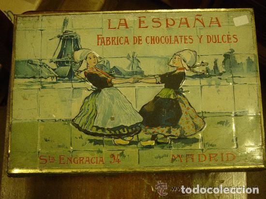 Boxes and metal boxes: Caja de lata. La Espa&ntilde;a Fabrica de chocolates y dulces. Madrid. Holandeses.17x 26x10,50 cm.