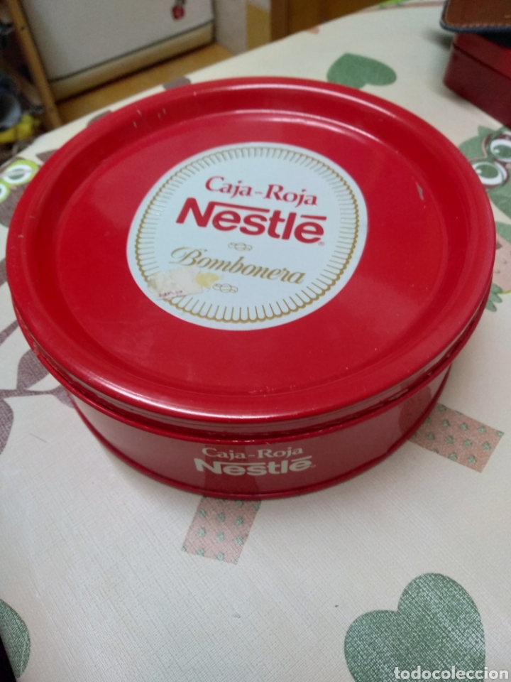 Cajas y cajitas met&aacute;licas: Caja Roja NESTLE finales de los 80