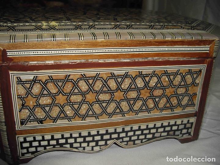 Cajas y cajitas met&aacute;licas: CAJA NACAR OCTOGONAL - Foto 6