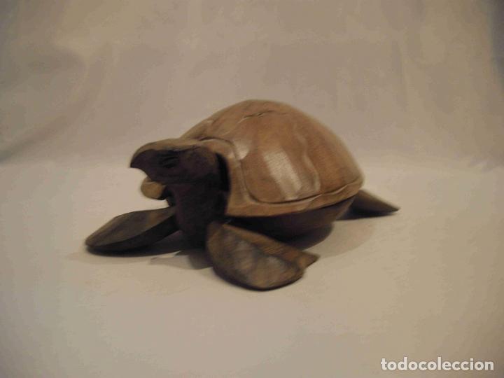 Blechdosen und Kisten: TORTUGA DE MADERA CLARA
