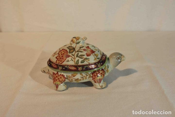 Blechdosen und Kisten: CAJA PORCELANA TORTUGA