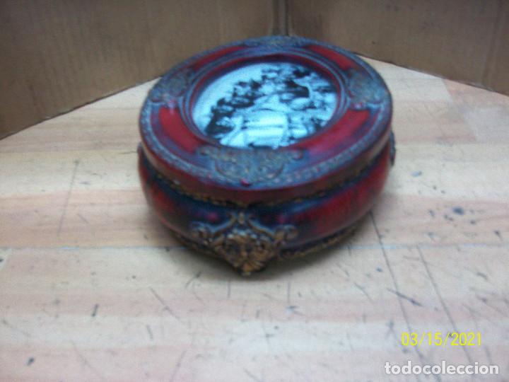 Cajas y cajitas met&aacute;licas: ANTIGUA CAJA OVALADA - Foto 5