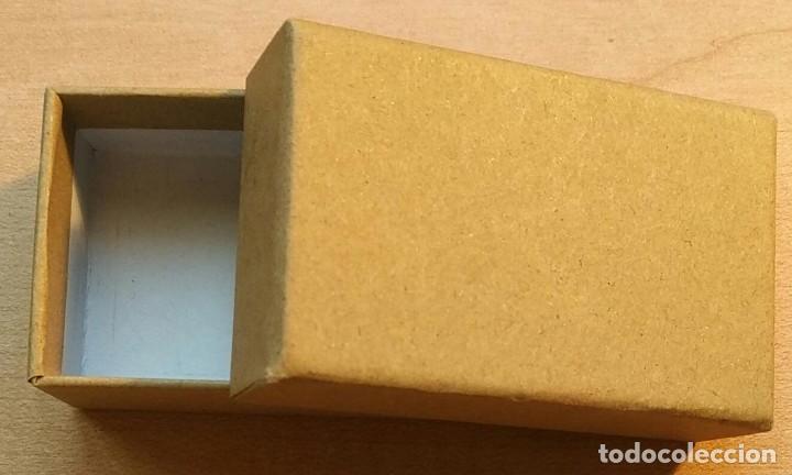 Cajas y cajitas met&aacute;licas: 78 Peque&ntilde;a Caja / Cajita - cart&oacute;n duro beige / marr&oacute;n claro - 8cm x 5cm x 3cm