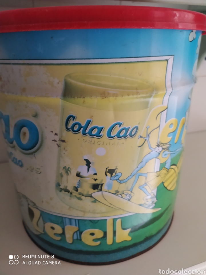 Cajas y cajitas met&aacute;licas: Caja Met&aacute;lica lata redonda Cil&iacute;ndrica de Cola- Cao Gigante.30 CMS x30cms