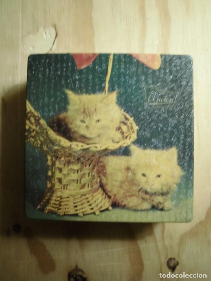 Bo&icirc;tes et petites bo&icirc;tes m&eacute;talliques: CAJA MET&Aacute;LICA LATA EL AVI&Oacute;N PASTILLAS DE CAF&Eacute; Y LECHE Y TOFFEES LOGRO&Ntilde;O MOTIVO GATOS