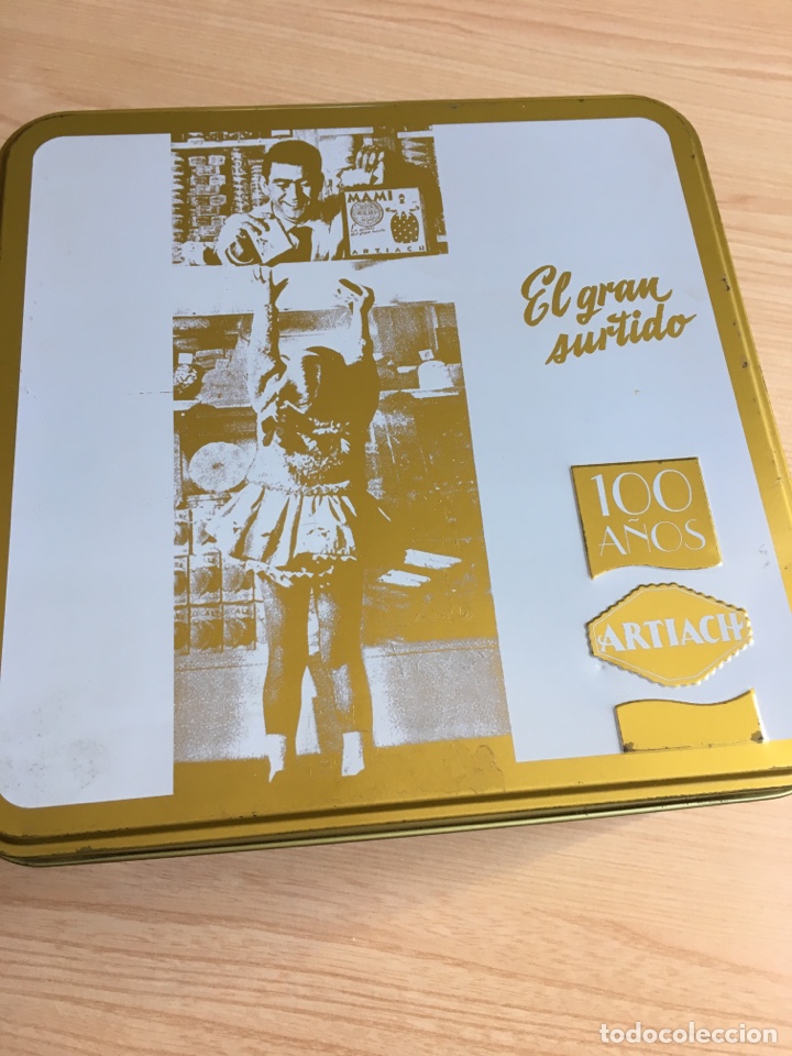Caixas e caixinhas met&aacute;licas: Caja met&aacute;lica galletas aniversario 100 a&ntilde;os artiach el gran surtido 22cmx10alto