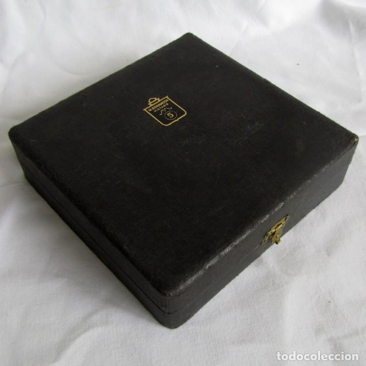 Casse e cassette metalliche: Antigua caja vacia de g&eacute;neros de punto Manuel Bonamusa Matar&oacute;