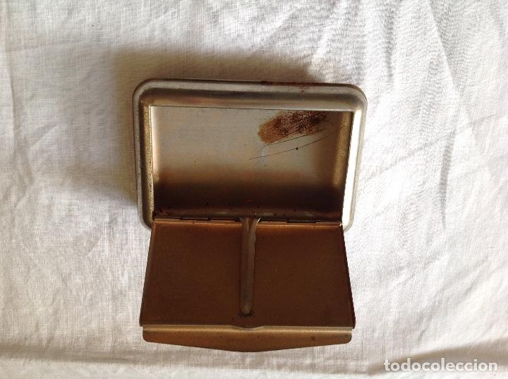 Cajas y cajitas met&aacute;licas: Caja para tabaco de metal - Foto 2