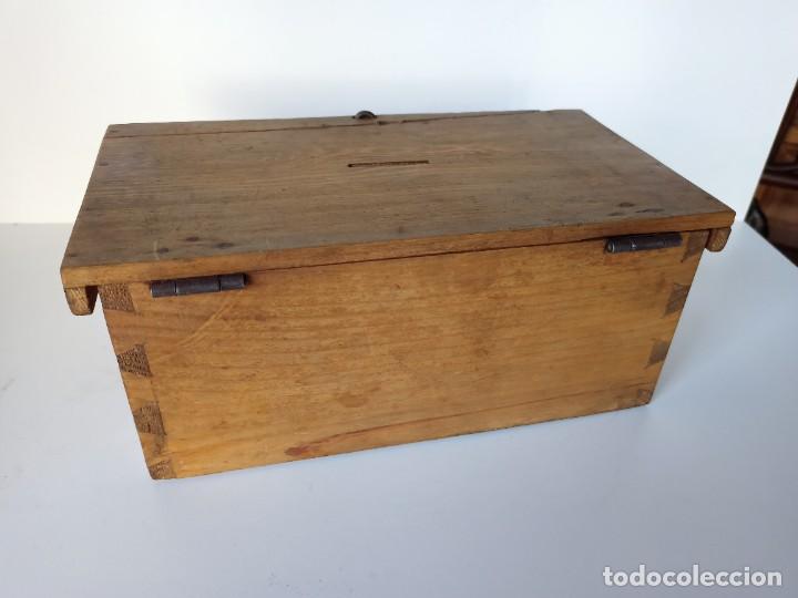 Cajas y cajitas met&aacute;licas: Caja limosnera de iglesia - Foto 4