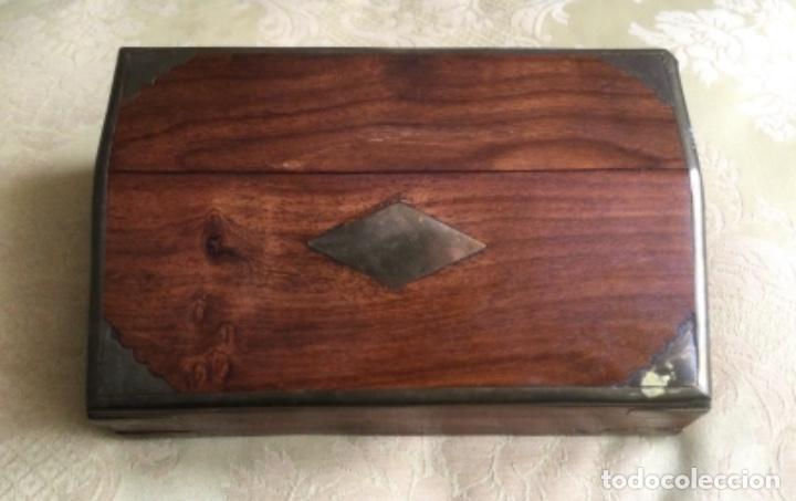 Cajas y cajitas met&aacute;licas: CAJA INDIA DE MADERA Y LAT&Oacute;N - Foto 2
