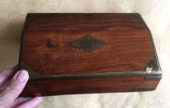 Cajas y cajitas met&aacute;licas: CAJA INDIA DE MADERA Y LAT&Oacute;N - Foto 5