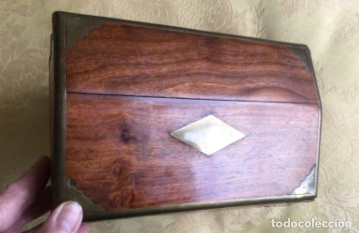 Cajas y cajitas met&aacute;licas: CAJA INDIA DE MADERA Y LAT&Oacute;N - Foto 6