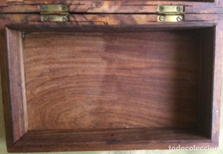 Cajas y cajitas met&aacute;licas: CAJA INDIA DE MADERA Y LAT&Oacute;N - Foto 15