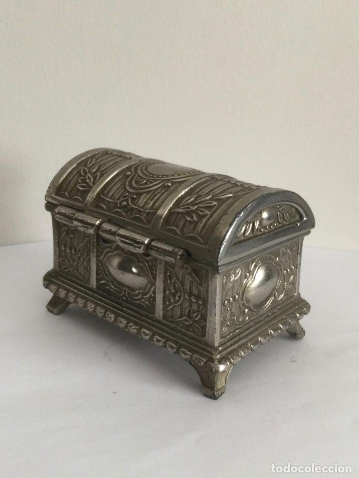 Cajas y cajitas met&aacute;licas: ANTIGUO COFRE, JOYERO - Foto 5