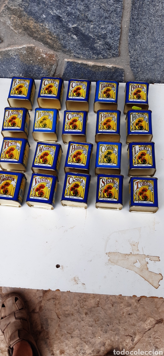 Cajas y cajitas met&aacute;licas: Veinte latas o especieros diferentes - Foto 3