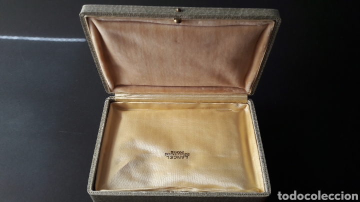 Cajas y cajitas met&aacute;licas: Caja acolchada lancel - Foto 4