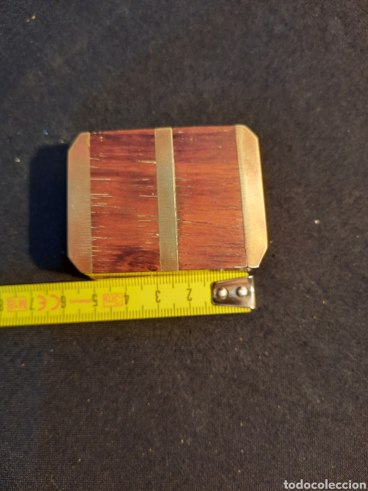 Cajas y cajitas met&aacute;licas: Caja de madera y metal.